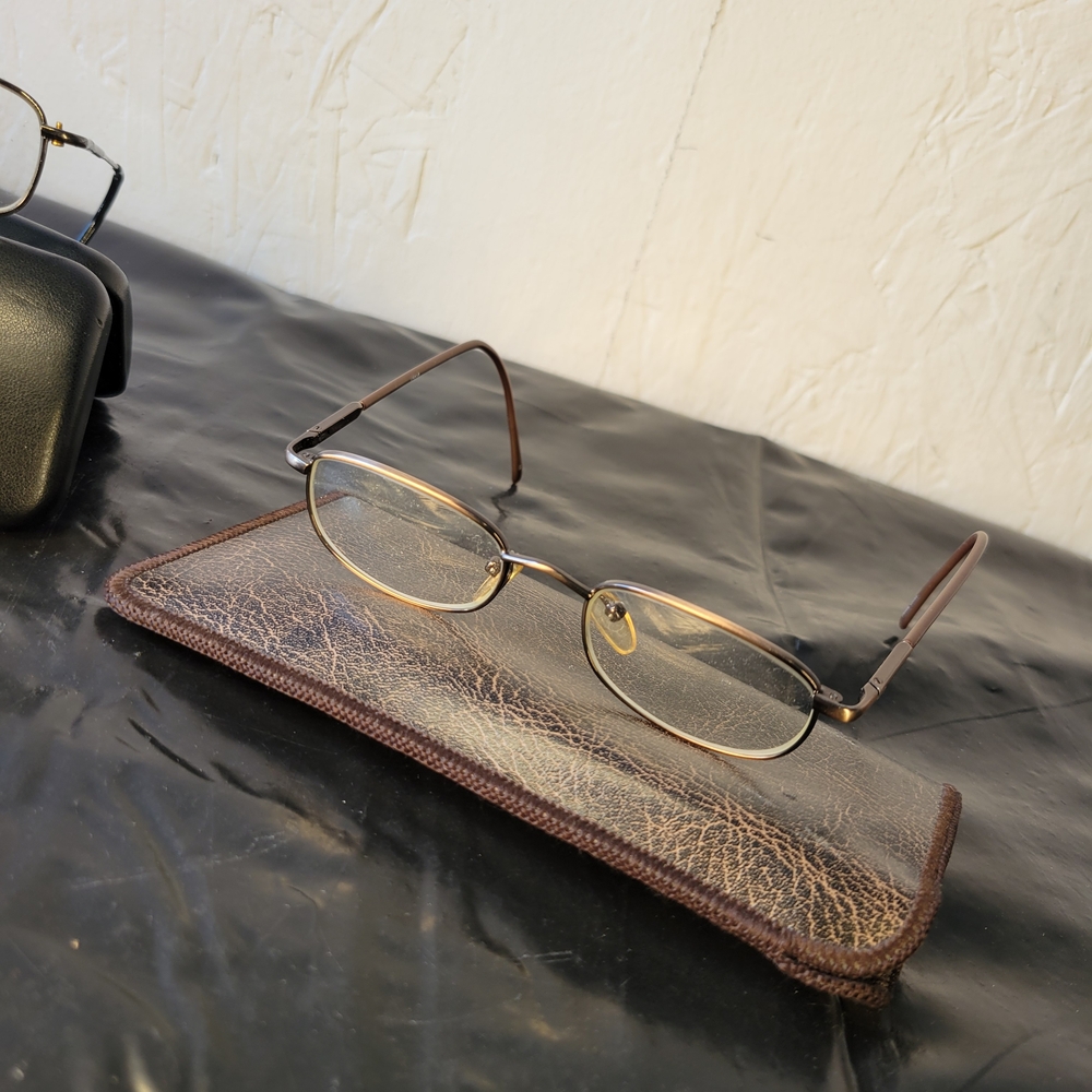 Visionworks Rectangular Metal Eyeglasses Gold / G… - image 4